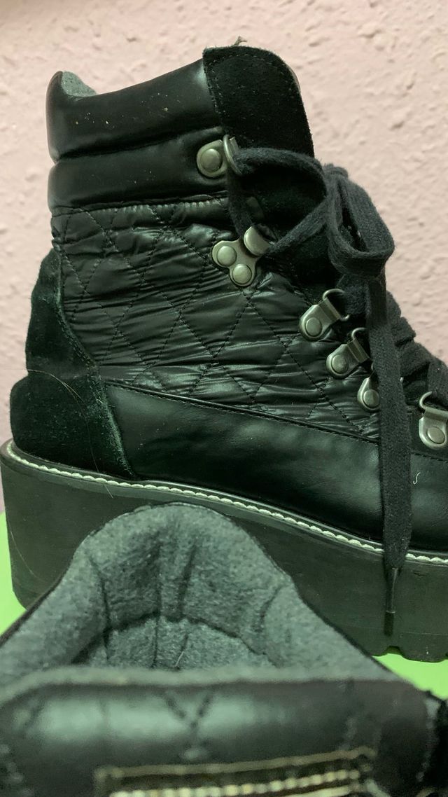 Botas negras con plataforma