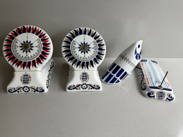 4 Relojes - calendario de Sol Sargadelos