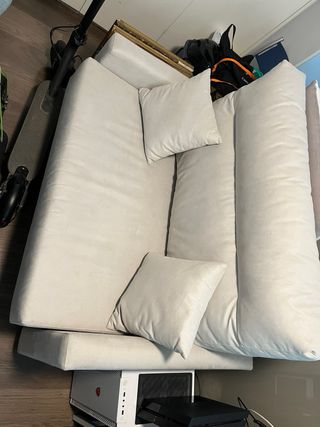 Sofá cama 1,1m beige tela anti gatos