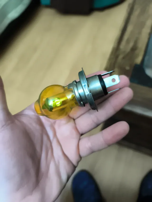 Bombilla H4 Ámbar Philips 55/60W 12V