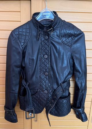 Chaqueta de cuero Zara Talla S marrón oscuro