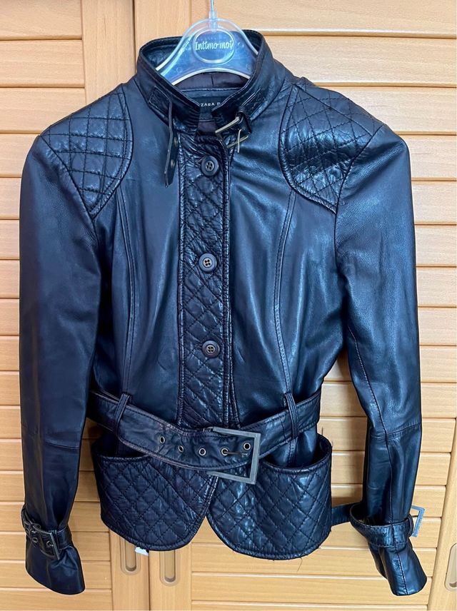 Chaqueta de cuero Zara Talla S marrón oscuro