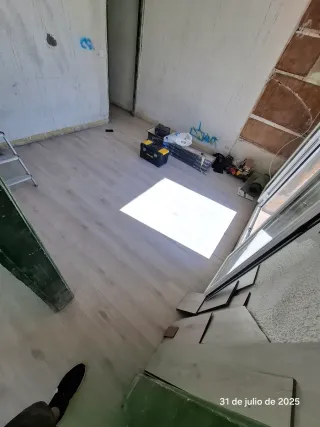 Montaje puertas armarios parquet y todo en madera