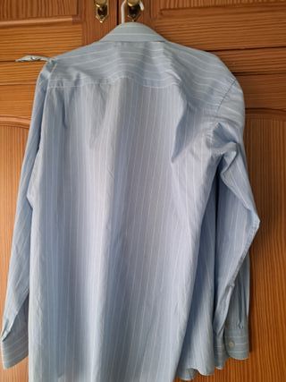 Camisa manga larga azul y blanca