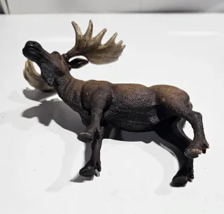 Alce Schleich y cría safari