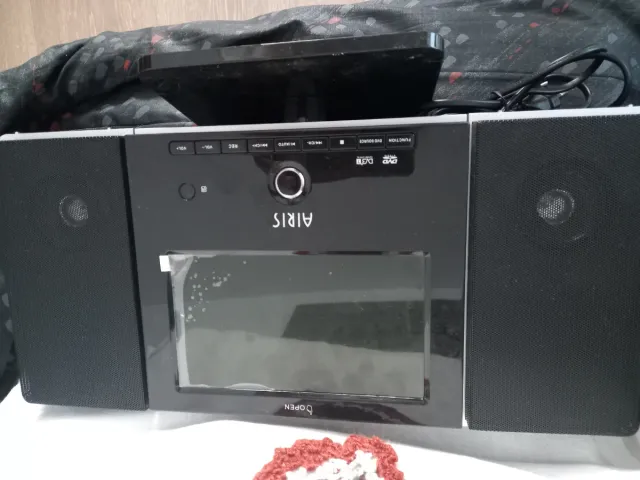 Radio portátil Airis TV