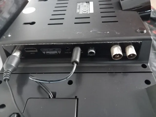 Radio portátil Airis TV