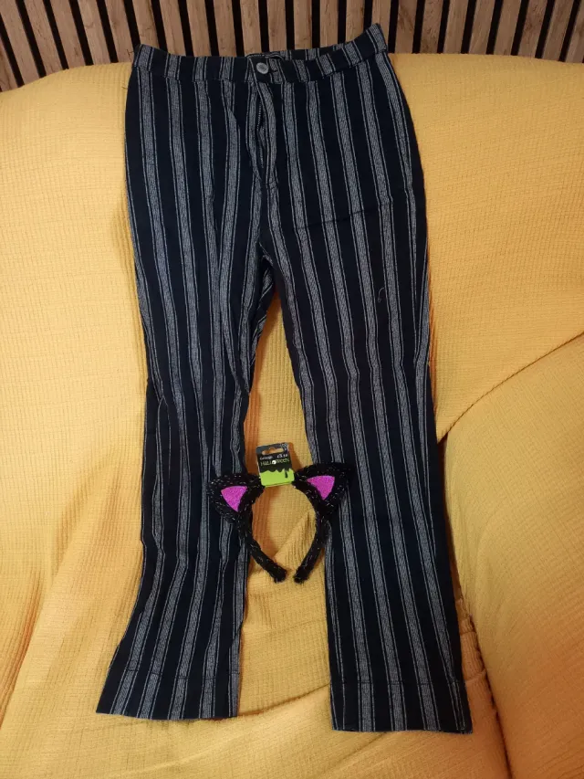 - Pantalón rayas Brandy Melville