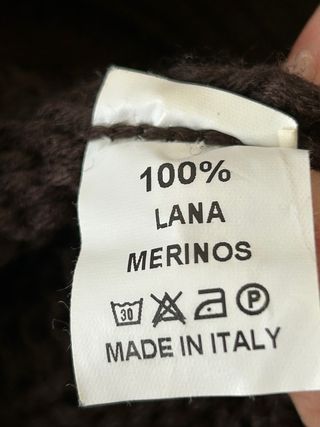 Poncho lana collo alto marrone maglione