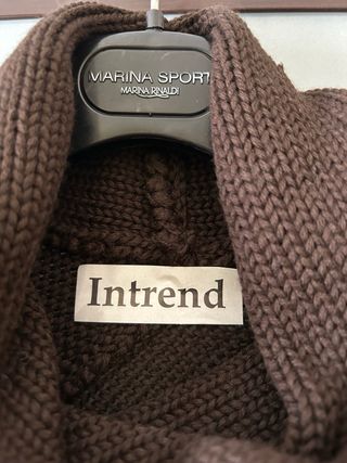 Poncho lana collo alto marrone maglione