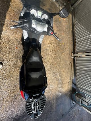 Piaggio X Evo 125cc Moto