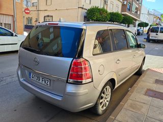 Opel Zafira 2008