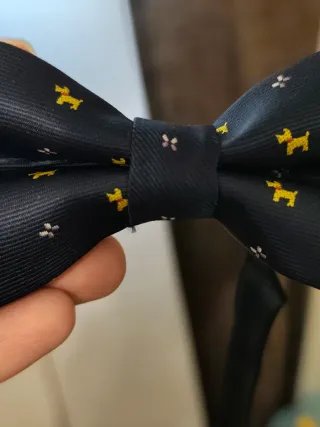 Pajarita azul con lunares multicolor