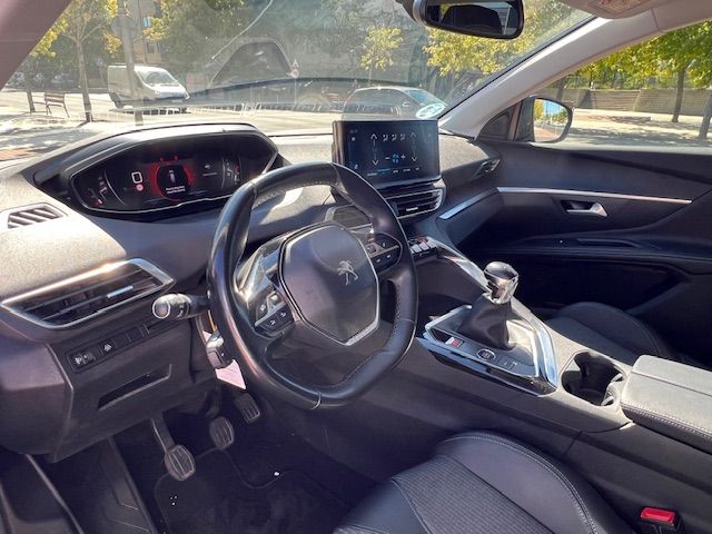 PEUGEOT 5008 1.5 BlueHDi 96kW 130CV SS Allure 7 PZ