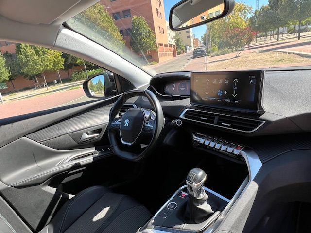 PEUGEOT 5008 1.5 BlueHDi 96kW 130CV SS Allure 7 PZ