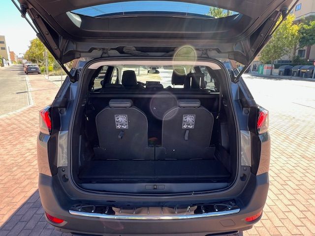 PEUGEOT 5008 1.5 BlueHDi 96kW 130CV SS Allure 7 PZ