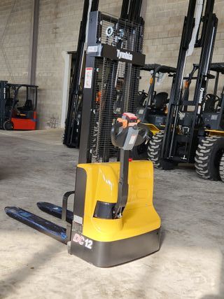 Apilador Eléctrico 1200kg a 3000mm