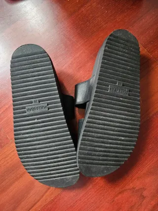 Sandalias Pull&Bear negras talla 38