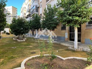 Piso en alquiler en El Tardón - El Carmen en Sevilla