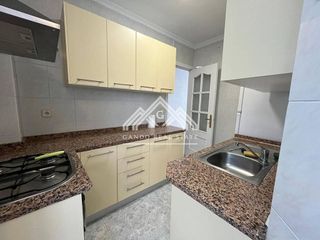 Piso en alquiler en El Tardón - El Carmen en Sevilla