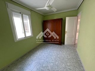 Piso en alquiler en El Tardón - El Carmen en Sevilla