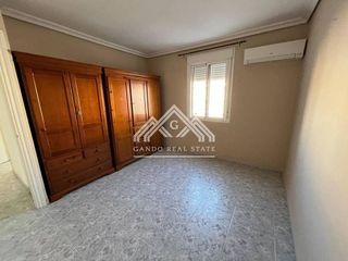 Piso en alquiler en El Tardón - El Carmen en Sevilla