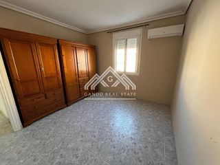 Piso en alquiler en El Tardón - El Carmen en Sevilla