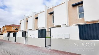 Casa adosada en venta en Molina de Segura ciudad en Molina de Segura