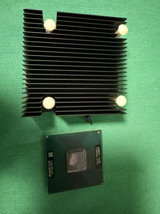 Procesador Intel T5600 1.83GHz