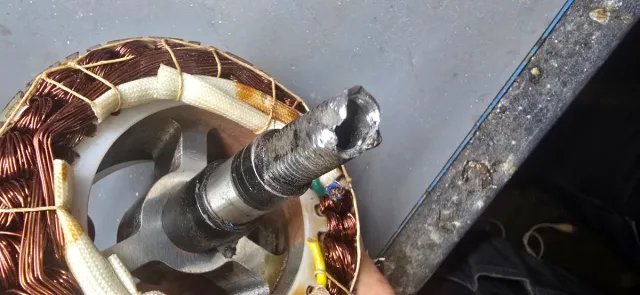 Motor Dualtron Victor - Eje Roscado Mal Estado