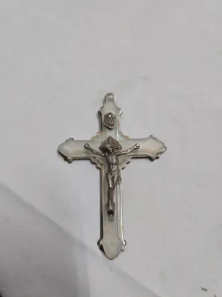 Lote de cruces y medallas religiosas