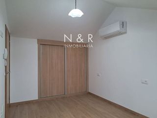 Casa adosada en alquiler en Campus Sur - Santa Marta en Santiago de Compostela