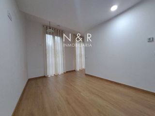 Casa adosada en alquiler en Campus Sur - Santa Marta en Santiago de Compostela