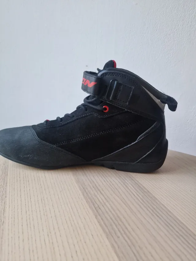 Botas Moto Ixon Speeder WP Negro-Rojo T.45