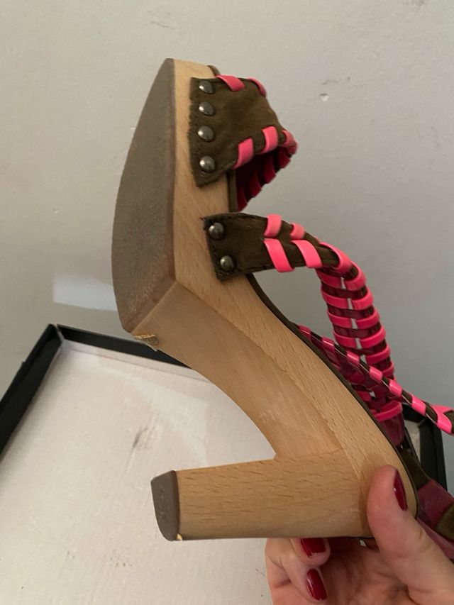 Sandalias Custo Barcelona flúor