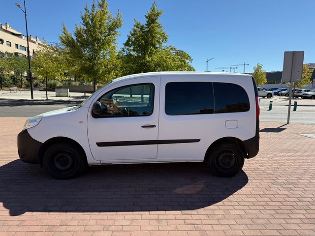 Renault Kangoo COMBI 1.5 DCI 75 CV 5 PUERTAS
