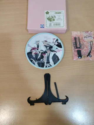 Manga plato y llavero