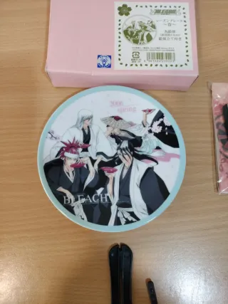 Manga plato y llavero