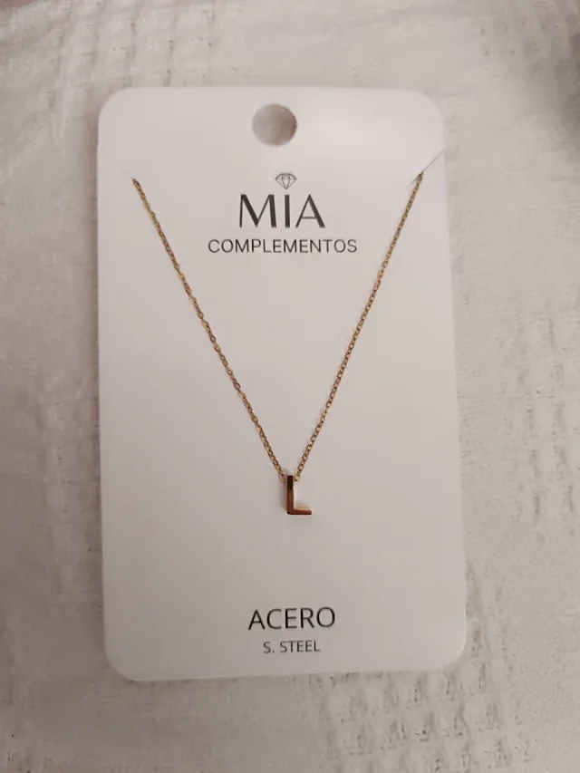 Collar MIA COMPLEMENTOS letra L acero inoxidable d