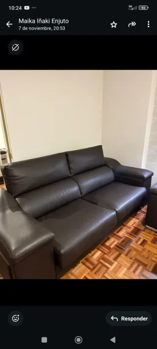 Sofá de 2 plazas de cuero marrón