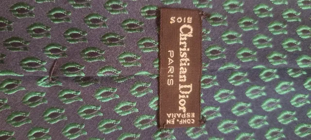 Lote 2 corbatas seda Dior y Nina Ricci