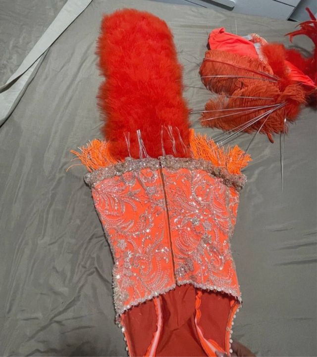 Traje Carnaval hecho a mano Naranja y Plateado
