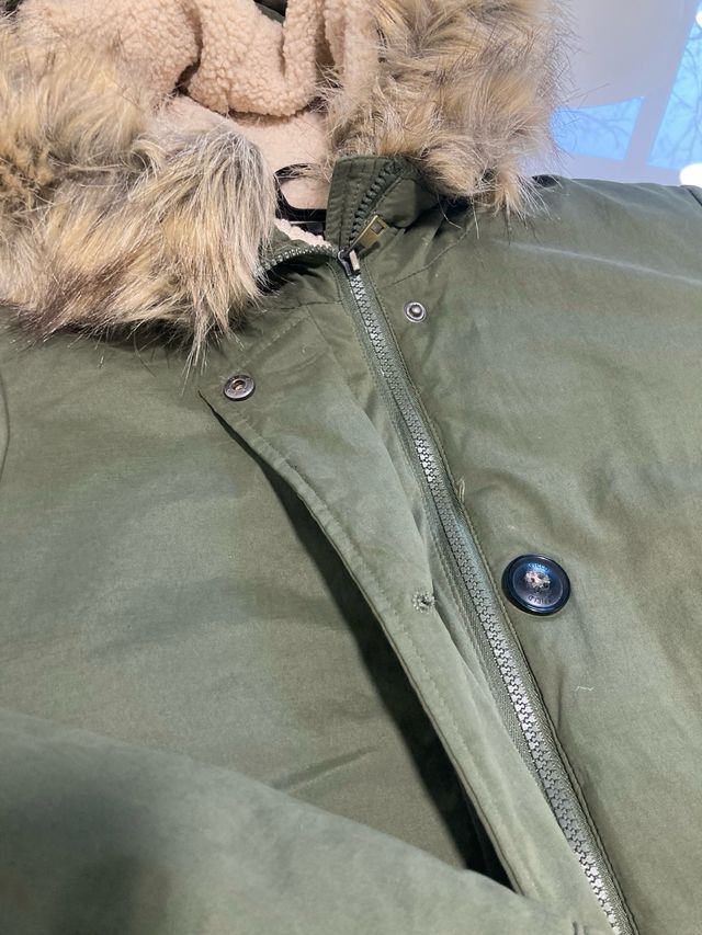 Cazadora verde mujer con capucha