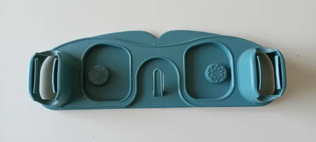 Colgador escobas y fregonas