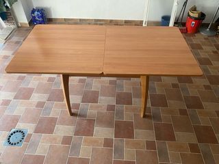 Mesa extensible de comedor