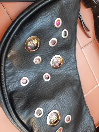 Bolso Desigual negro con tachuelas
