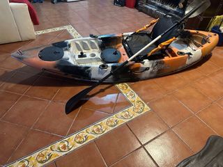 Kayak de pesca con remo
