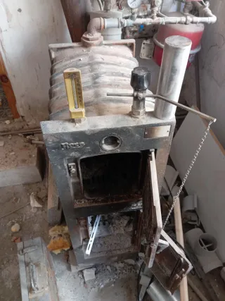 Caldera de hierro fundido