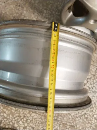 Llantas de aluminio para coche (5 unidades 190€)