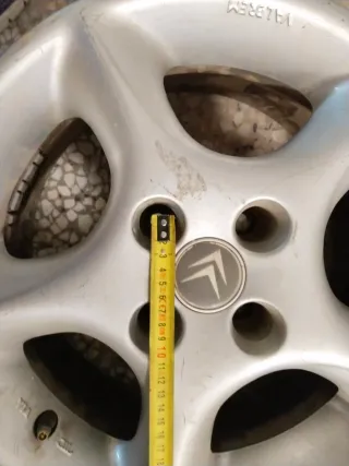 Llantas de aluminio para coche (5 unidades 190€)